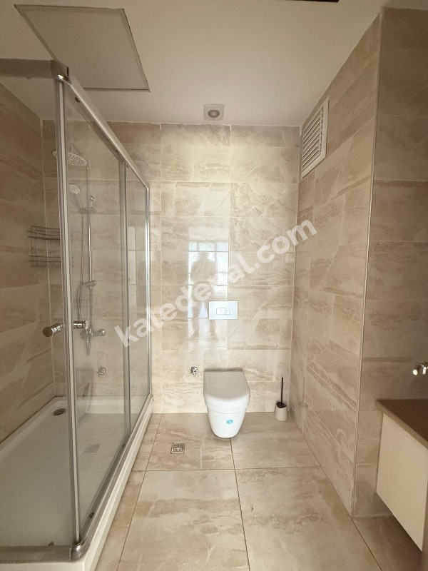 SİTE İÇERİSİNDE GENİŞ MÜSTAKİL BAHÇELİ 2+1 MODERN TASARIMLI SATILIK DAİRE