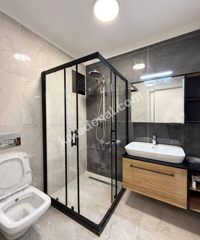 BAHÇEŞEHİR BÖLGE YENİ MİMARİ TASARIMLI 2+1 ARA KAT SATILIK DAİRE