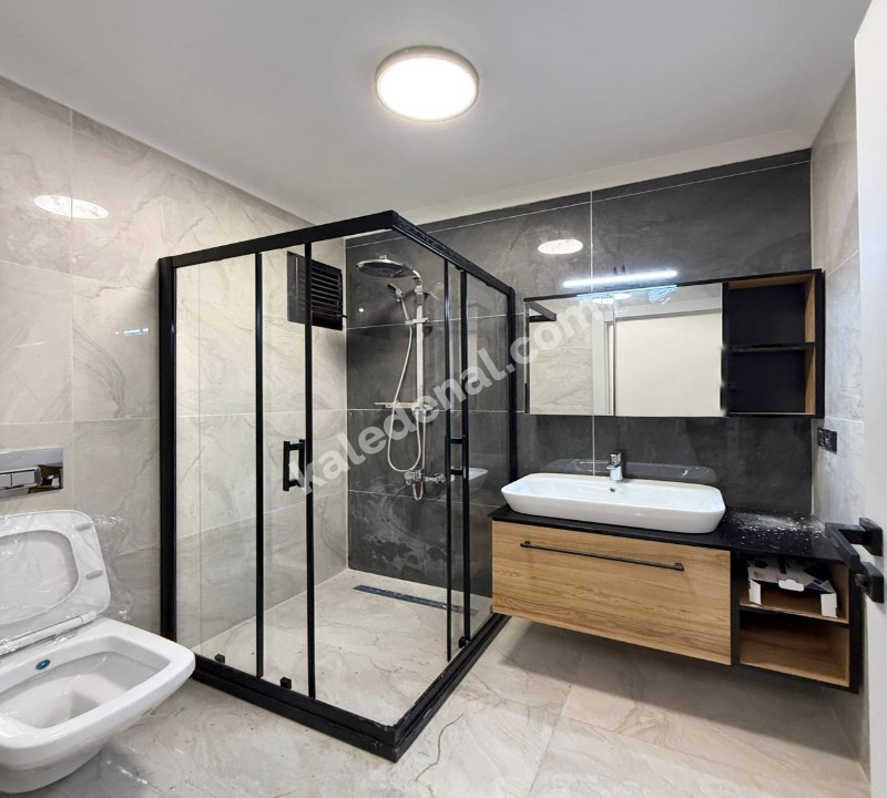 BAHÇEŞEHİR BÖLGE YENİ MİMARİ TASARIMLI 2+1 ARA KAT SATILIK DAİRE