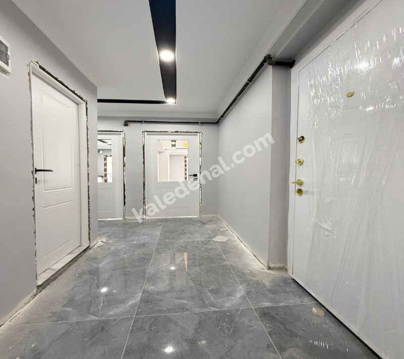 BAHÇEŞEHİR HEMEN TAPU KREDİYE UYGUN 3+1 BAHÇEŞEHİR KONUM SIFIR İNŞAAT DAİRE
