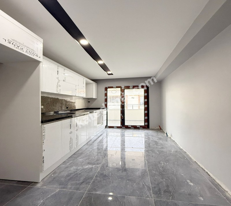 BAHÇEŞEHİR HEMEN TAPU KREDİYE UYGUN 3+1 BAHÇEŞEHİR KONUM SIFIR İNŞAAT DAİRE
