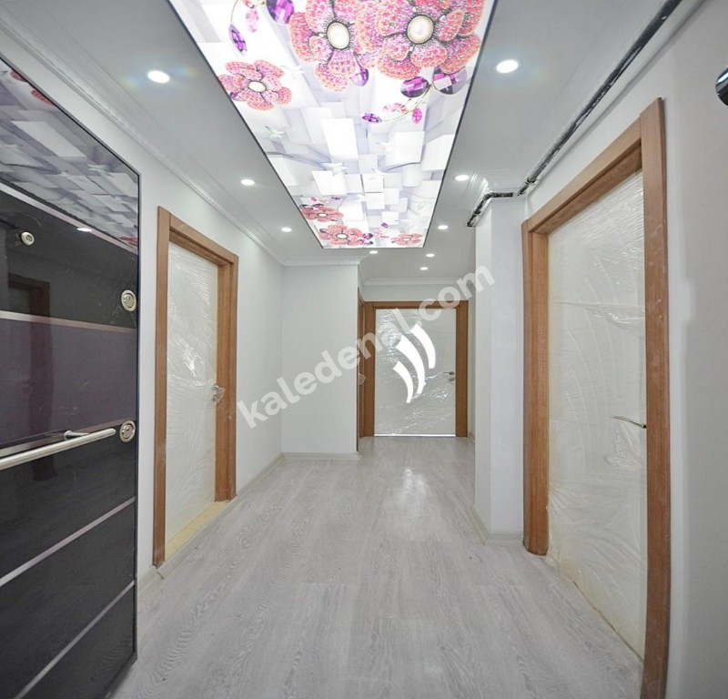 BAHÇEŞEHİR BÖLGESİ EMİNEVİM FUZULEV KATILIMEV SİNPAŞ KATILIM FİNANSMANLARINA UYGUN 2+1 SATILIK FIRSAT DAİRE