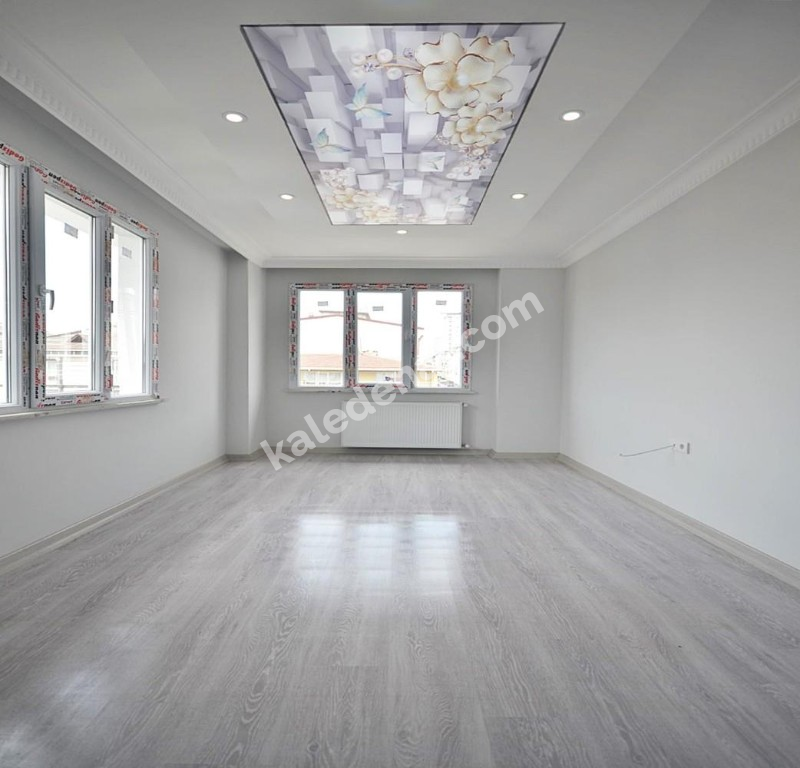 BAHÇEŞEHİR BÖLGESİ EMİNEVİM FUZULEV KATILIMEV SİNPAŞ KATILIM FİNANSMANLARINA UYGUN 2+1 SATILIK FIRSAT DAİRE