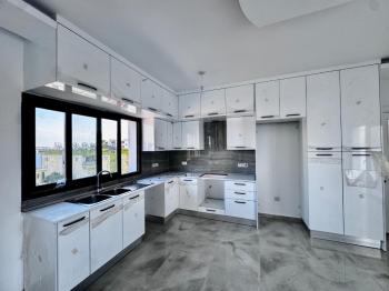 KKTC Lefkoşa Gönyeli Bölgesinde Satılık 2+1 Penthouse Daire