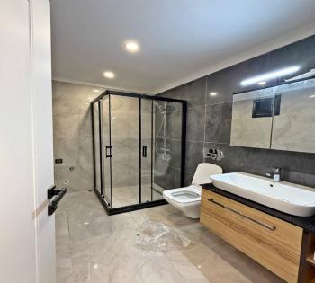 BAHÇEŞEHİRİN EN UYGUN YATIRIMLIK OTURUMLUK 2+1 BAHÇE KAT FIRSAT DAİRESİ