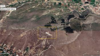 AFYON ÜÇOK EMLAKTAN SARIK KÖYÜ SATILIK 4.000M² TARLA