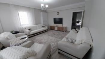 AFYON ÜÇOK EMLAKTAN OSMAN GAZİ MAH 3+1 110M² TEMİZ BAKIMLI KOMPLE SATILIK BİNA 