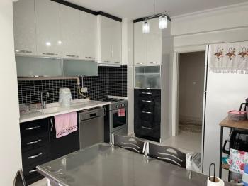 AFYON ÜÇOK EMLAKTAN OSMAN GAZİ MAH 3+1 110M² TEMİZ BAKIMLI KOMPLE SATILIK BİNA 