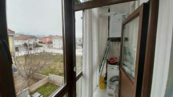 AFYON ÜÇOK EMLAKTAN OSMAN GAZİ MAH 3+1 110M² TEMİZ BAKIMLI KOMPLE SATILIK BİNA 