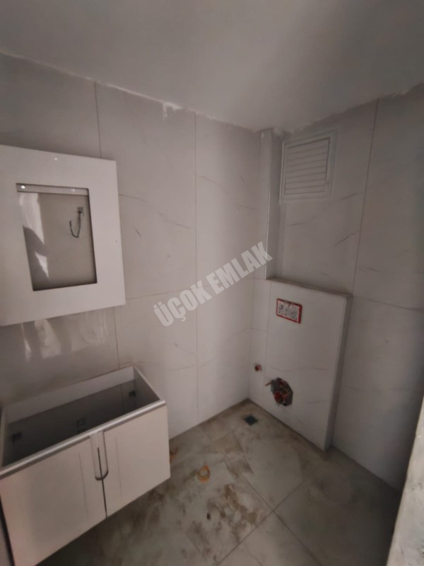 AFYON ÜÇOK EMLAKTAN ERKMEN DE SATILIK ULTRA LÜX 2+1 - 3+1 SIFIR DAİRELER