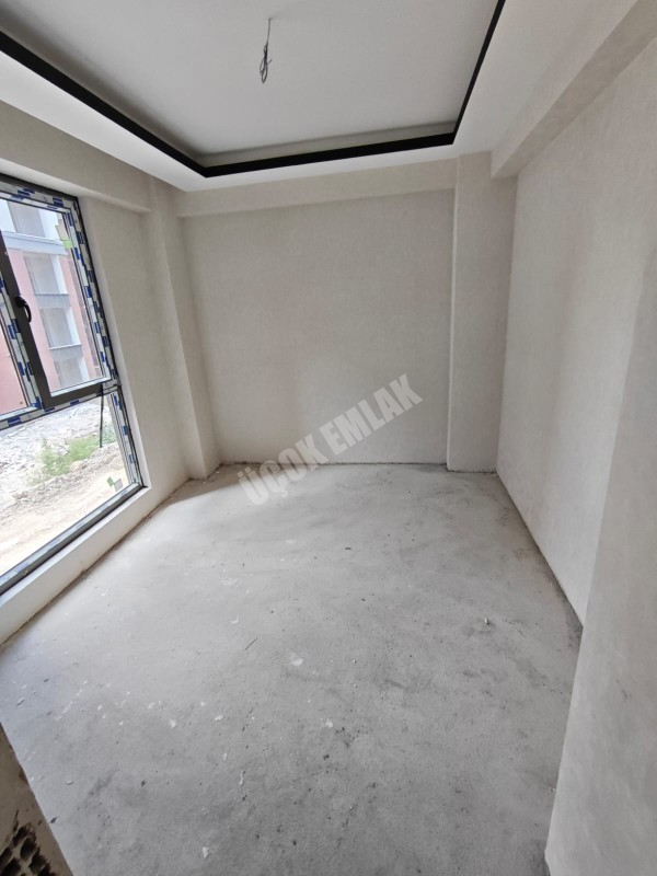 AFYON ÜÇOK EMLAKTAN ERKMEN DE SATILIK ULTRA LÜX 2+1 - 3+1 SIFIR DAİRELER