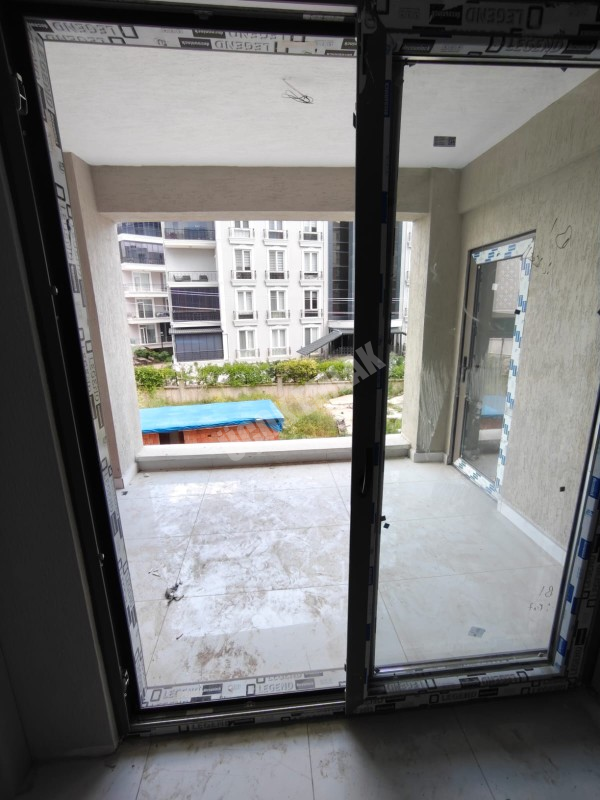 AFYON ÜÇOK EMLAKTAN ERKMEN DE SATILIK ULTRA LÜX 2+1 - 3+1 SIFIR DAİRELER