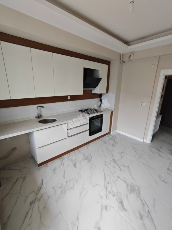 AFYON ÜÇOK EMLAKTAN FATİH MAH SATILIK 3+1 SIFIR AYARINDA 1 KAT DAİRE