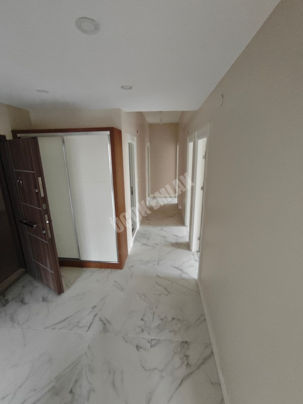 AFYON ÜÇOK EMLAKTAN FATİH MAH SATILIK 3+1 SIFIR AYARINDA 1 KAT DAİRE