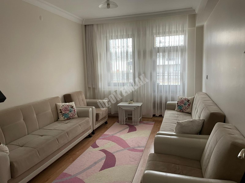 AFYON ÜÇOK EMLAKTAN OSMAN GAZİ MAH 3+1 110M² TEMİZ BAKIMLI KOMPLE SATILIK BİNA 