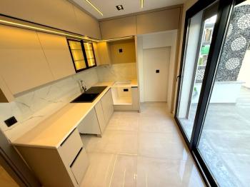 Didim'de Satılık 3+1 Havuzlu Villa