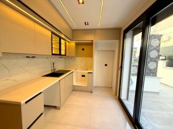 Didim'de Satılık 3+1 Havuzlu Villa
