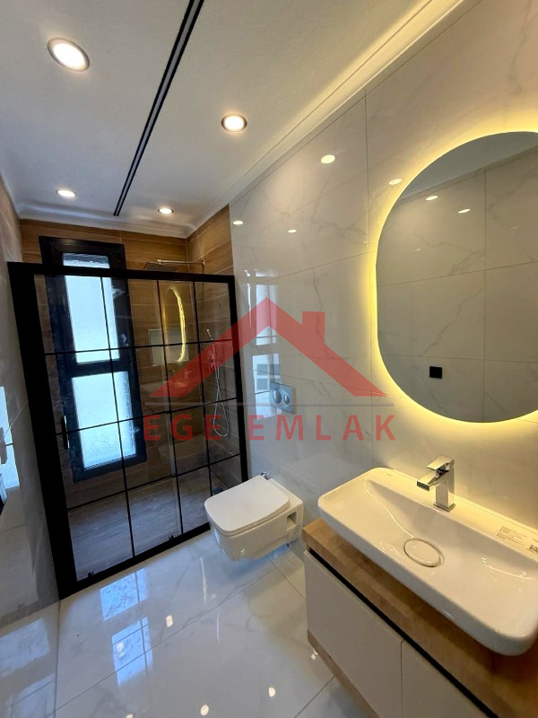 Didim'de Satılık 3+1 Havuzlu Villa