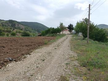 GÜVENAY - ÇORUM İSKİLİP TOSYA YOLU ÜZERİNDE YOLA SIFIR SATILIK 40 DÖNÜM KOMPLE ÇİFTLİK!