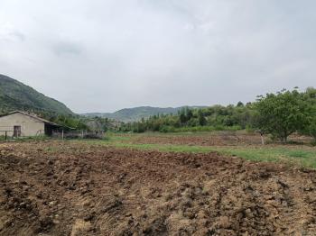 GÜVENAY - ÇORUM İSKİLİP TOSYA YOLU ÜZERİNDE YOLA SIFIR SATILIK 40 DÖNÜM KOMPLE ÇİFTLİK!