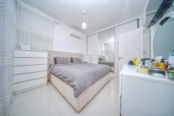 ALSANCAK'TA SESSİZ VE SEÇKİN KONUMDA MÜSTAKİL 4+2 VİLLA