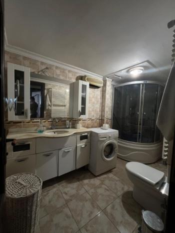 MUDANYA ESKİ BURSA YOLU ÜZERİ BAHÇELİ 3+1 125 M2 GİRİŞ KAT SATILIK DAİRE