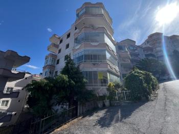 MUDANYA ESKİ BURSA YOLU ÜZERİ BAHÇELİ 3+1 125 M2 GİRİŞ KAT SATILIK DAİRE