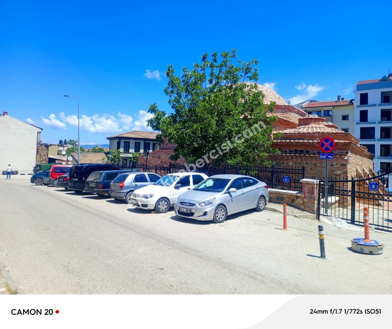 MUDANYA HASANBEY'DE BAHÇELİ SIFIR 3 KATLI MÜSTAKİL EV