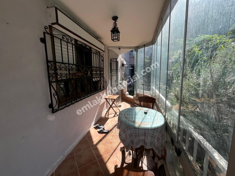 MUDANYA ESKİ BURSA YOLU ÜZERİ BAHÇELİ 3+1 125 M2 GİRİŞ KAT SATILIK DAİRE