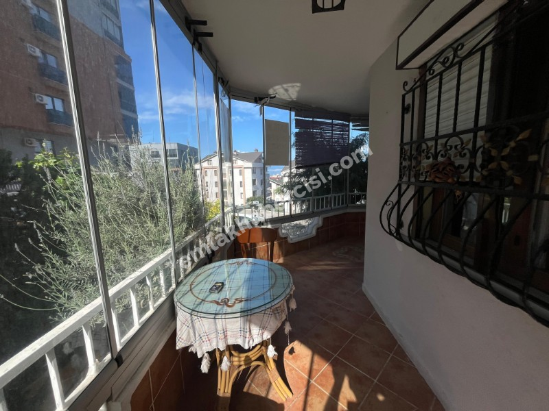 MUDANYA ESKİ BURSA YOLU ÜZERİ BAHÇELİ 3+1 125 M2 GİRİŞ KAT SATILIK DAİRE