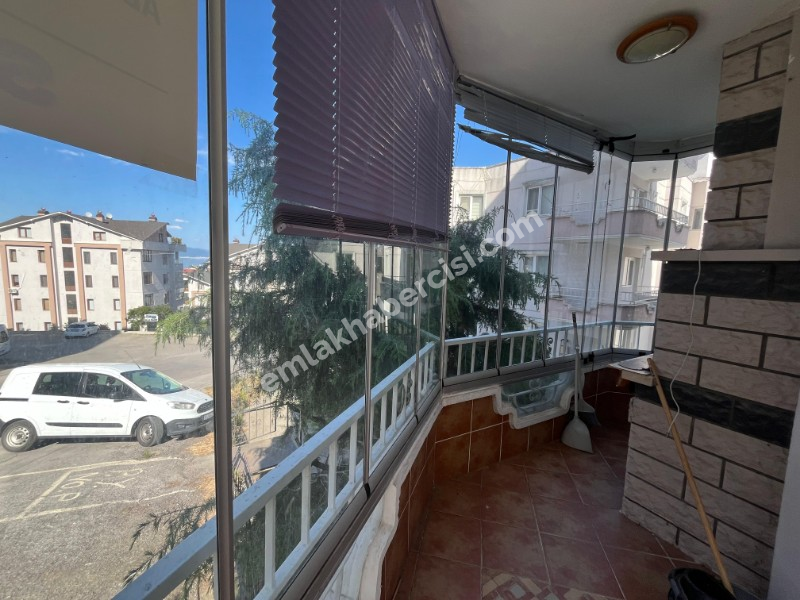 MUDANYA ESKİ BURSA YOLU ÜZERİ BAHÇELİ 3+1 125 M2 GİRİŞ KAT SATILIK DAİRE
