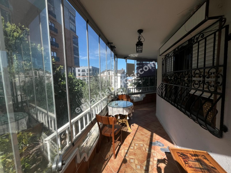 MUDANYA ESKİ BURSA YOLU ÜZERİ BAHÇELİ 3+1 125 M2 GİRİŞ KAT SATILIK DAİRE