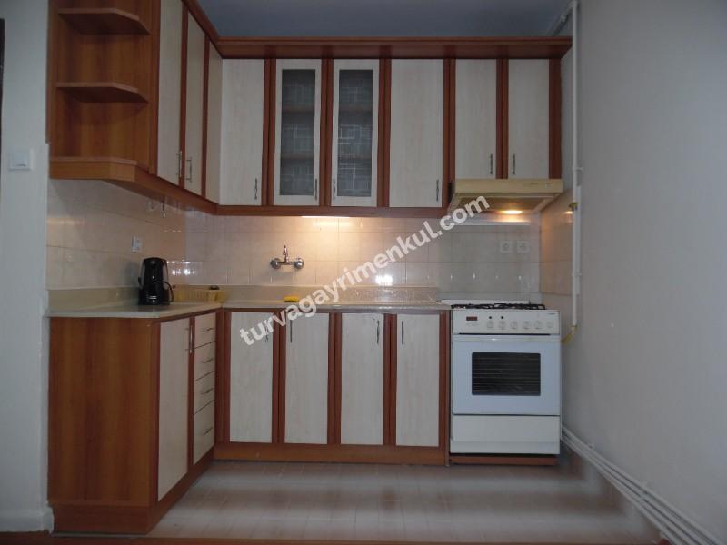 ÇORLU HATİP MAHALLESİNDE KİRALIK 1+1 GİRİŞ KAT DAİRE 