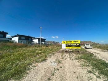 AFYON ÜÇOK EMLAKTAN YENİCE MAH SATILIK TOPRAKTAN 2+1 FIRSAT %50 PEŞİNAT İLE DAİRELER