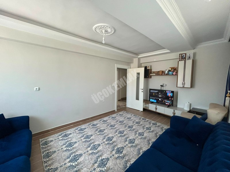 * AFYON ÜÇOK EMLAKTAN MAREŞAL FEVZİ ÇAKMAK MAH 2+1 80M² SIFIR AYARINDA TEMİZ BAKIMLI SATILIK DAİRE *