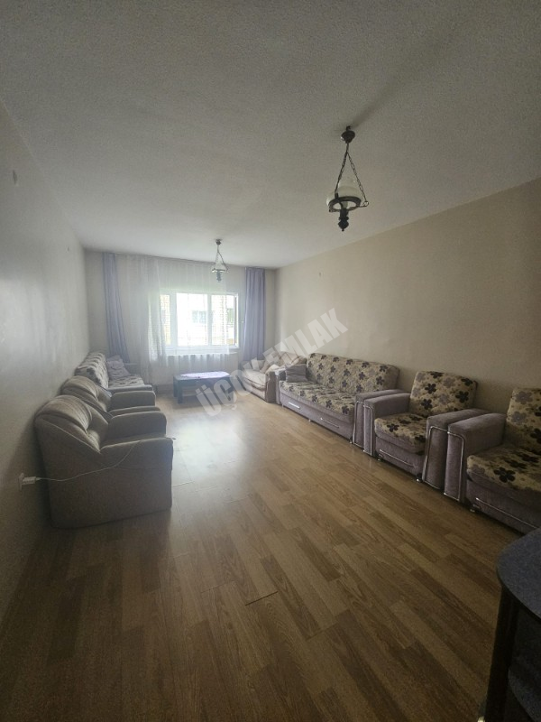 * AFYON ÜÇOK EMLAKTAN SAHİPATA MAH TOKİ 3+1 115M² TEMİZ BAKIMLI EŞYALI KİRALIK DAİRE *