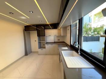 Didim Altınkum Sahiline 1 Km Mesafede Satılık 4+1 Villa