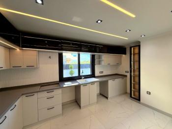 Didim Altınkum Sahiline 1 Km Mesafede Satılık 4+1 Villa