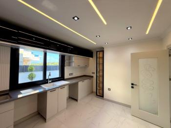 Didim Altınkum Sahiline 1 Km Mesafede Satılık 4+1 Villa