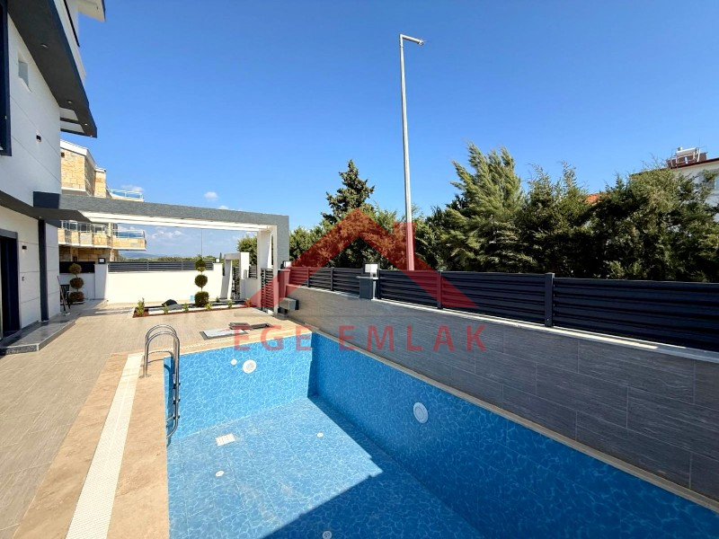 Didim Altınkum Sahiline 1 Km Mesafede Satılık 4+1 Villa