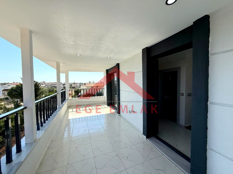Didim Altınkum Sahiline 1 Km Mesafede Satılık 4+1 Villa