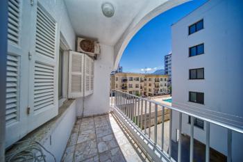 Girne Merkez'de Kiralık 3+1 Eşyalı Daire
