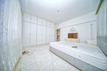 Girne Merkez'de Kiralık 3+1 Eşyalı Daire