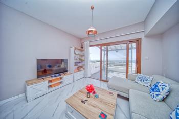 YEŞİLTEPE'DE MAVİ VE YEŞİLİN BULUŞTUĞU NOKTADA MUHTEŞEM MANZARALI 3+1 DUBLEKS PENTHOUSE