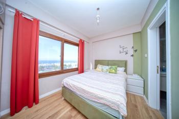 YEŞİLTEPE'DE MAVİ VE YEŞİLİN BULUŞTUĞU NOKTADA MUHTEŞEM MANZARALI 3+1 DUBLEKS PENTHOUSE