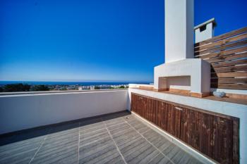 YEŞİLTEPE'DE MAVİ VE YEŞİLİN BULUŞTUĞU NOKTADA MUHTEŞEM MANZARALI 3+1 DUBLEKS PENTHOUSE
