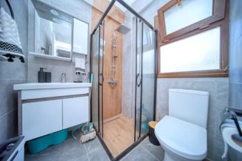 YEŞİLTEPE'DE MAVİ VE YEŞİLİN BULUŞTUĞU NOKTADA MUHTEŞEM MANZARALI 3+1 DUBLEKS PENTHOUSE