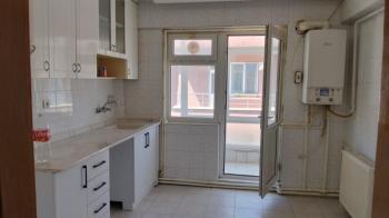 * AFYON ÜÇOK EMLAKTAN NAZMİ SAATÇİ MAH 3+1 110M² TEMİZ BAKIMLI SATILIK DAİRE *