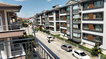 * AFYON ÜÇOK EMLAKTAN NAZMİ SAATÇİ MAH 3+1 110M² TEMİZ BAKIMLI SATILIK DAİRE *