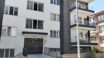 * AFYON ÜÇOK EMLAKTAN NAZMİ SAATÇİ MAH 3+1 110M² TEMİZ BAKIMLI SATILIK DAİRE *